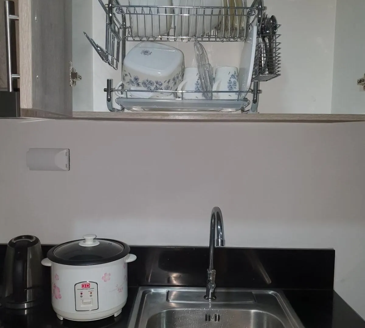 Divine'S Stay - S Residences 2Br Unit, Bldg 1 Near Moa Philippines